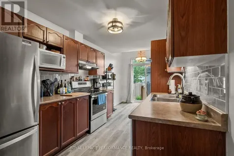 1071 Brasseur Crescent Ottawa ON K4A 5A1
