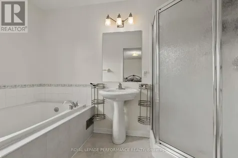 1071 Brasseur Crescent Ottawa ON K4A 5A1