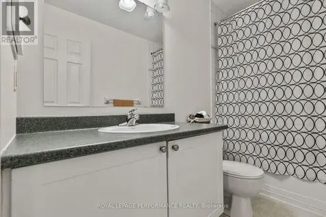 1071 Brasseur Crescent Ottawa ON K4A 5A1