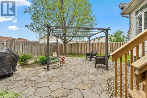 1071 Brasseur Crescent Ottawa ON K4A 5A1
