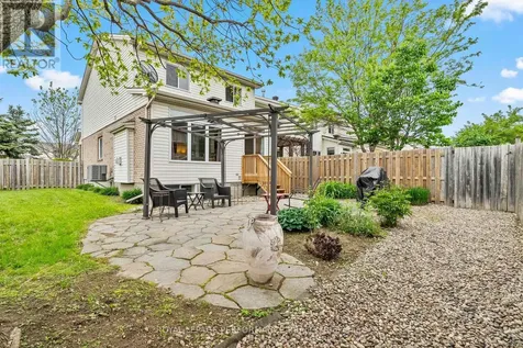 1071 Brasseur Crescent Ottawa ON K4A 5A1
