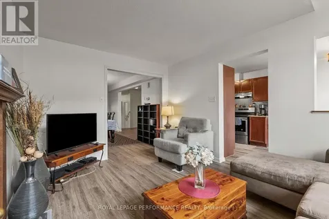1071 Brasseur Crescent Ottawa ON K4A 5A1