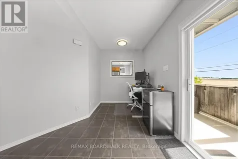 366 Crownridge Drive Ottawa ON K2M 3A4