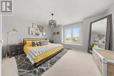 366 Crownridge Drive Ottawa ON K2M 3A4