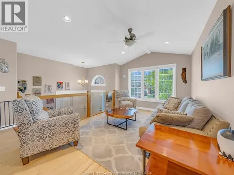 1541 Heatherglen Drive Tecumseh ON N8N 5B3