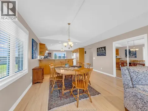 1541 Heatherglen Drive Tecumseh ON N8N 5B3