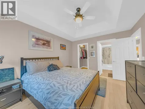 1541 Heatherglen Drive Tecumseh ON N8N 5B3