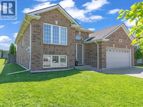 1541 Heatherglen Drive Tecumseh ON N8N 5B3