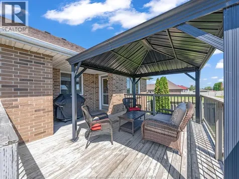 1541 Heatherglen Drive Tecumseh ON N8N 5B3