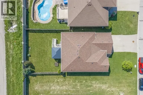 1541 Heatherglen Drive Tecumseh ON N8N 5B3