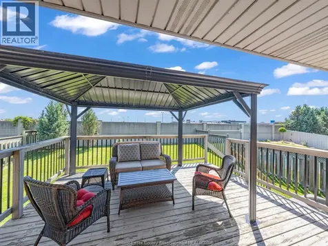 1541 Heatherglen Drive Tecumseh ON N8N 5B3