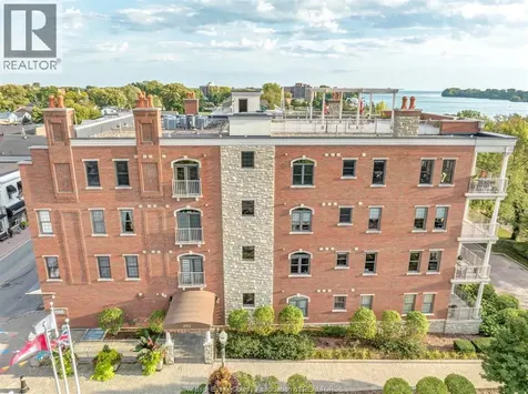 252 Dalhousie Amherstburg ON N9V 1W7