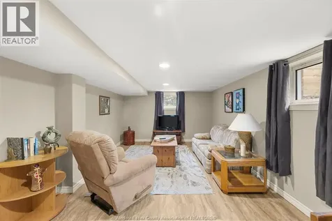 3450 Church Windsor ON N9E 1V5