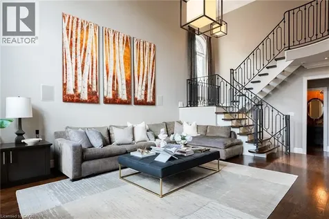 1392 Clearwater Crescent Oakville ON L6H 7J5