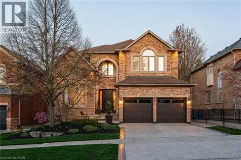 1392 Clearwater Crescent Oakville ON L6H 7J5