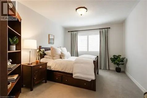 1392 Clearwater Crescent Oakville ON L6H 7J5
