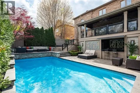 1392 Clearwater Crescent Oakville ON L6H 7J5