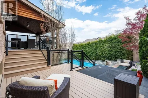 1392 Clearwater Crescent Oakville ON L6H 7J5