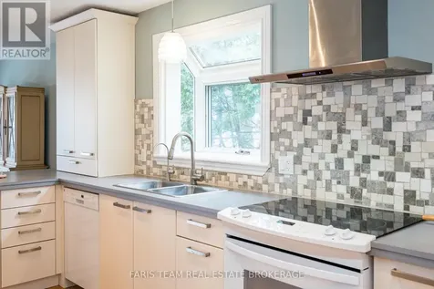 481 Islandview Lane Midland ON L4R 5H4