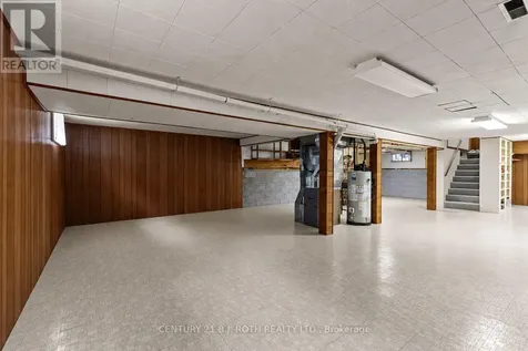 68 Fourth Street Orillia ON L3V 4B8