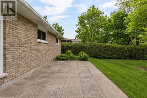 68 Fourth Street Orillia ON L3V 4B8