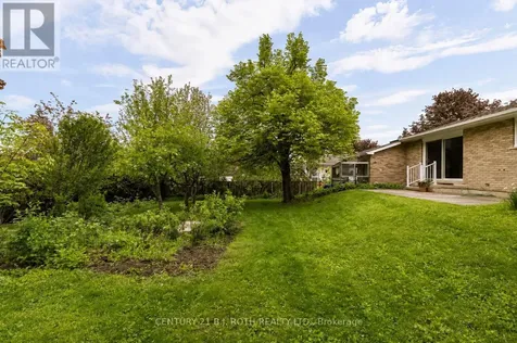 68 Fourth Street Orillia ON L3V 4B8