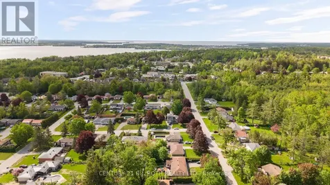 68 Fourth Street Orillia ON L3V 4B8