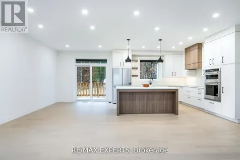 506 Golf Course Road Wasaga Beach ON L9Z 1S5