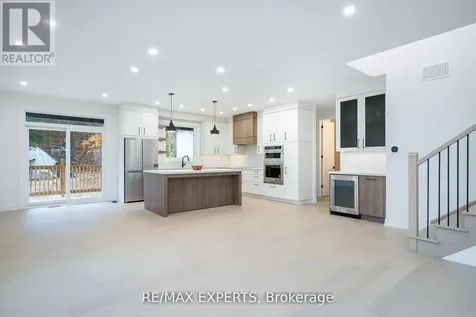 506 Golf Course Road Wasaga Beach ON L9Z 1S5