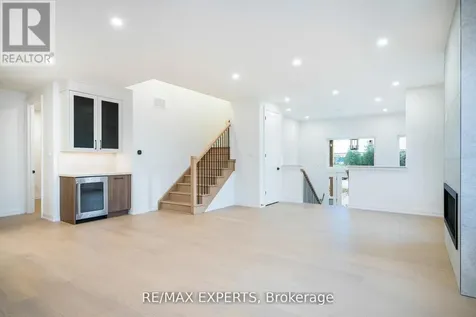 506 Golf Course Road Wasaga Beach ON L9Z 1S5