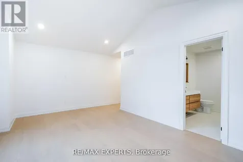 506 Golf Course Road Wasaga Beach ON L9Z 1S5