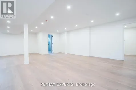 506 Golf Course Road Wasaga Beach ON L9Z 1S5