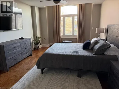 211 Tollgate Drive Ancaster ON L9G 5C8