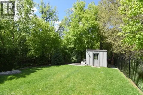 211 Tollgate Drive Ancaster ON L9G 5C8