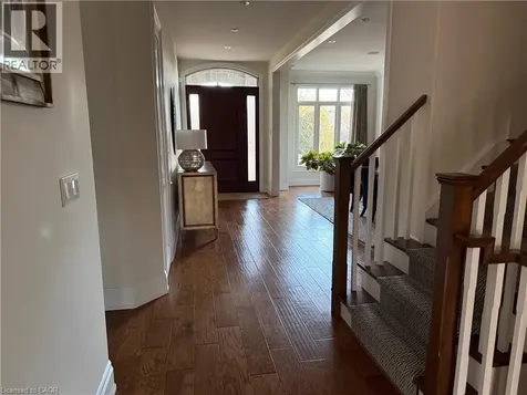 211 Tollgate Drive Ancaster ON L9G 5C8