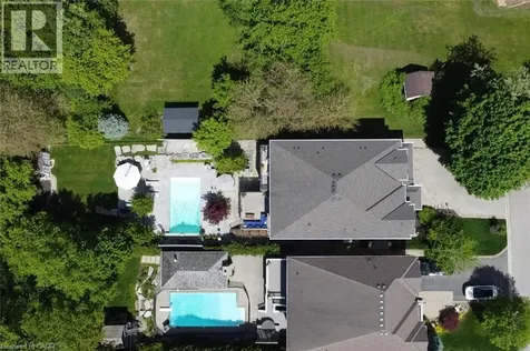 211 Tollgate Drive Ancaster ON L9G 5C8