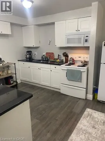 58 Hazelglen Drive Kitchener ON N2M 2E3