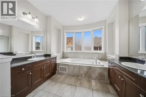 224 Cherryhurst Road Oakville ON L6M 0Z7