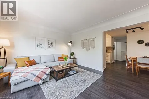 836 Concession Street Hamilton ON L8V 1E2