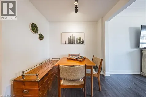 836 Concession Street Hamilton ON L8V 1E2