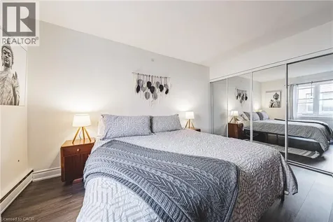 836 Concession Street Hamilton ON L8V 1E2