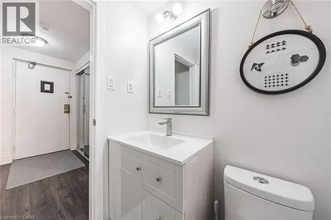 836 Concession Street Hamilton ON L8V 1E2