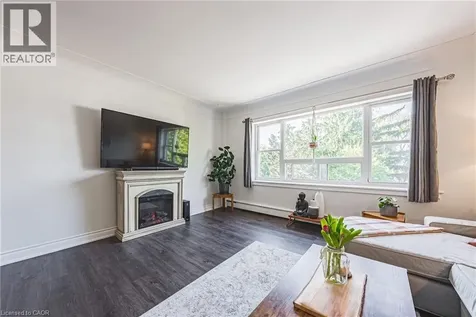 836 Concession Street Hamilton ON L8V 1E2