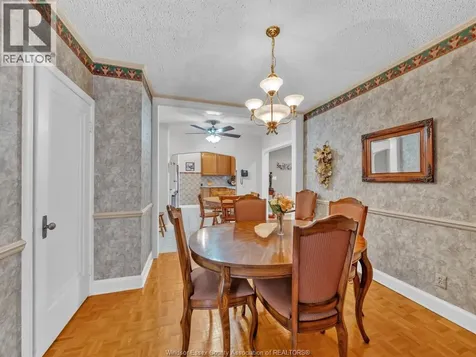 561 Elinor Street Windsor ON N8P 1E3