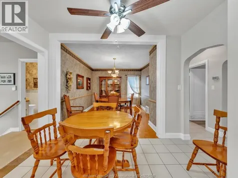 561 Elinor Street Windsor ON N8P 1E3