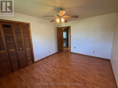 872 Briarhill Avenue Cornwall ON K6J 5K3