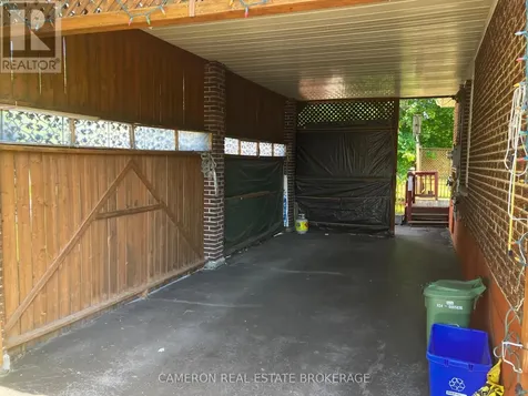 872 Briarhill Avenue Cornwall ON K6J 5K3