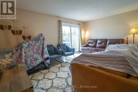 407 Keats Way Waterloo ON N2L 5S7