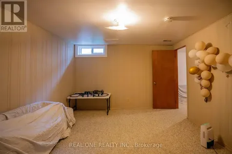 407 Keats Way Waterloo ON N2L 5S7
