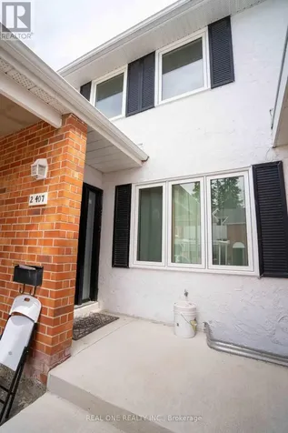 407 Keats Way Waterloo ON N2L 5S7